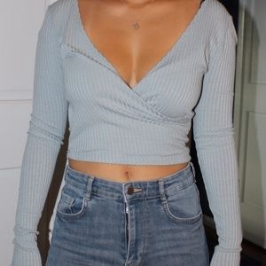 Baby Blue Long sleeve crop top